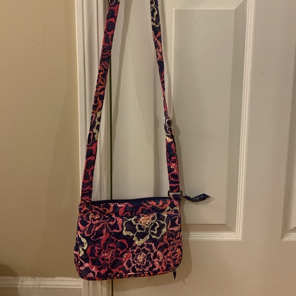 Vera Bradley Cross Body - Picture 3 of 5